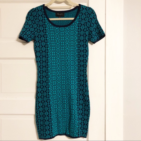 Romeo & Juliet Couture Dresses & Skirts - Romeo + Juliet Couture Teal & Navy Sweater Dress